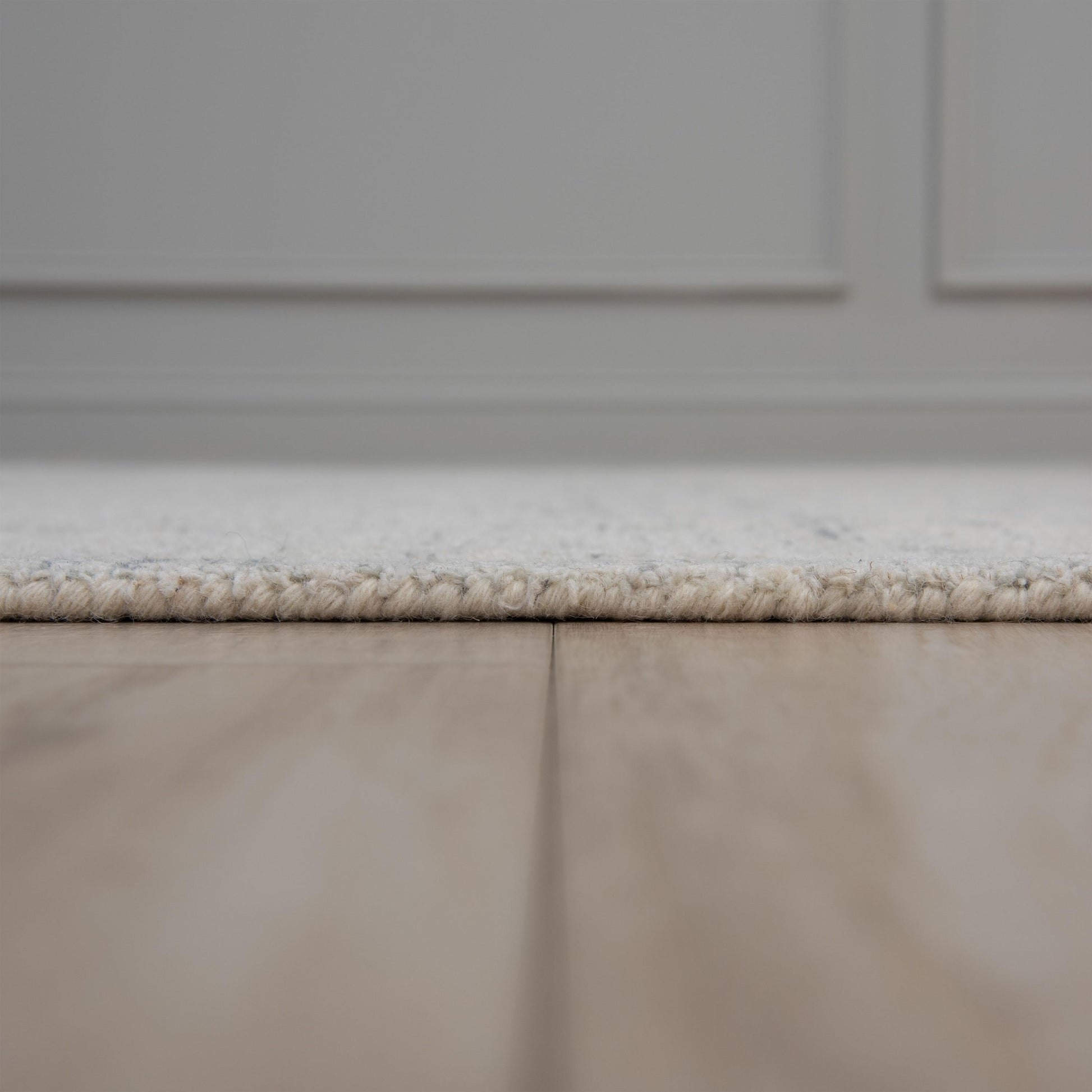 Willow casual rug, 8' x 10'.