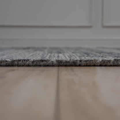 Willow casual rug, 8' x 10'.