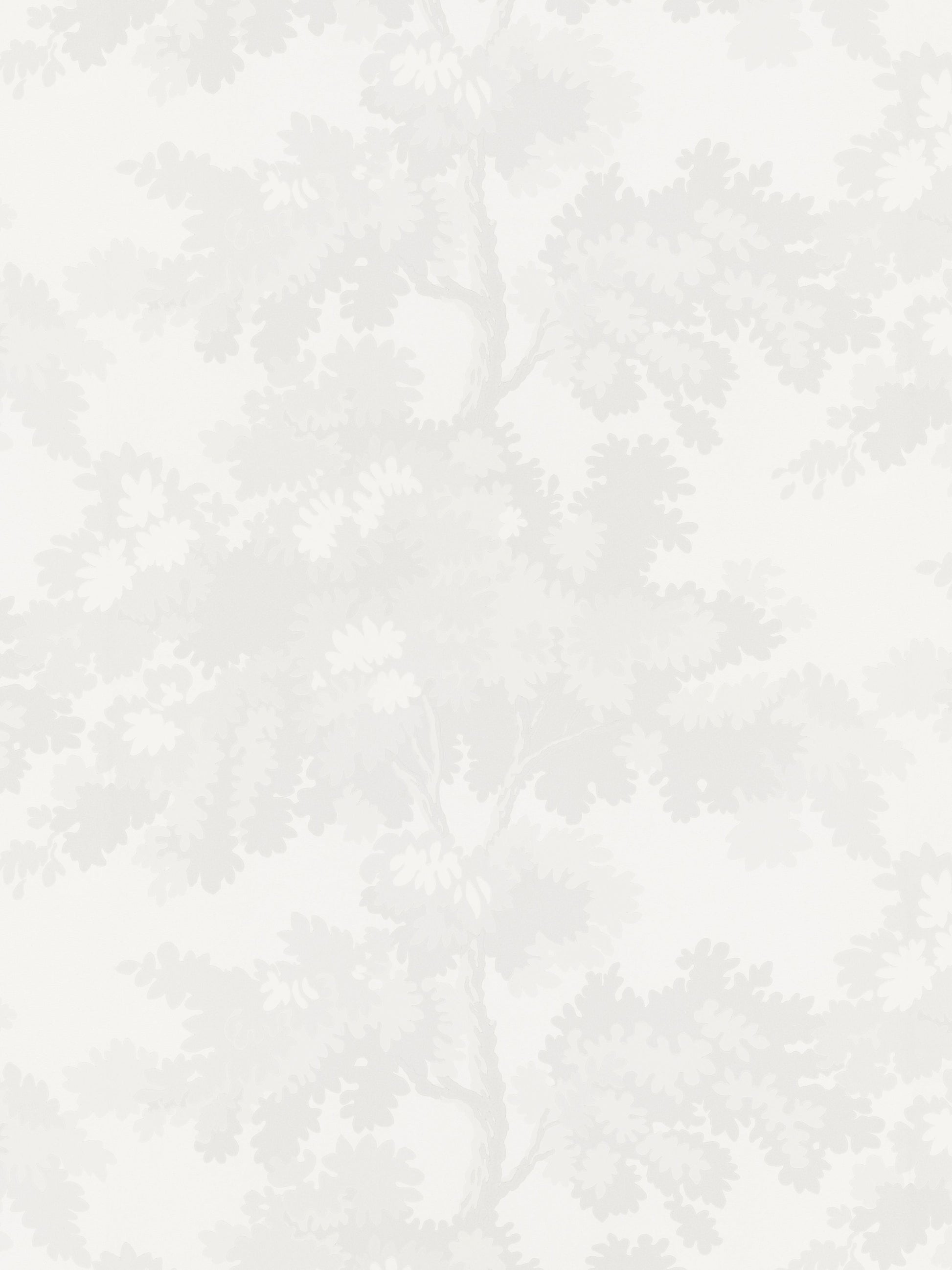 Off-white wallpaper with a subtle pale gray fern-like leaf pattern.