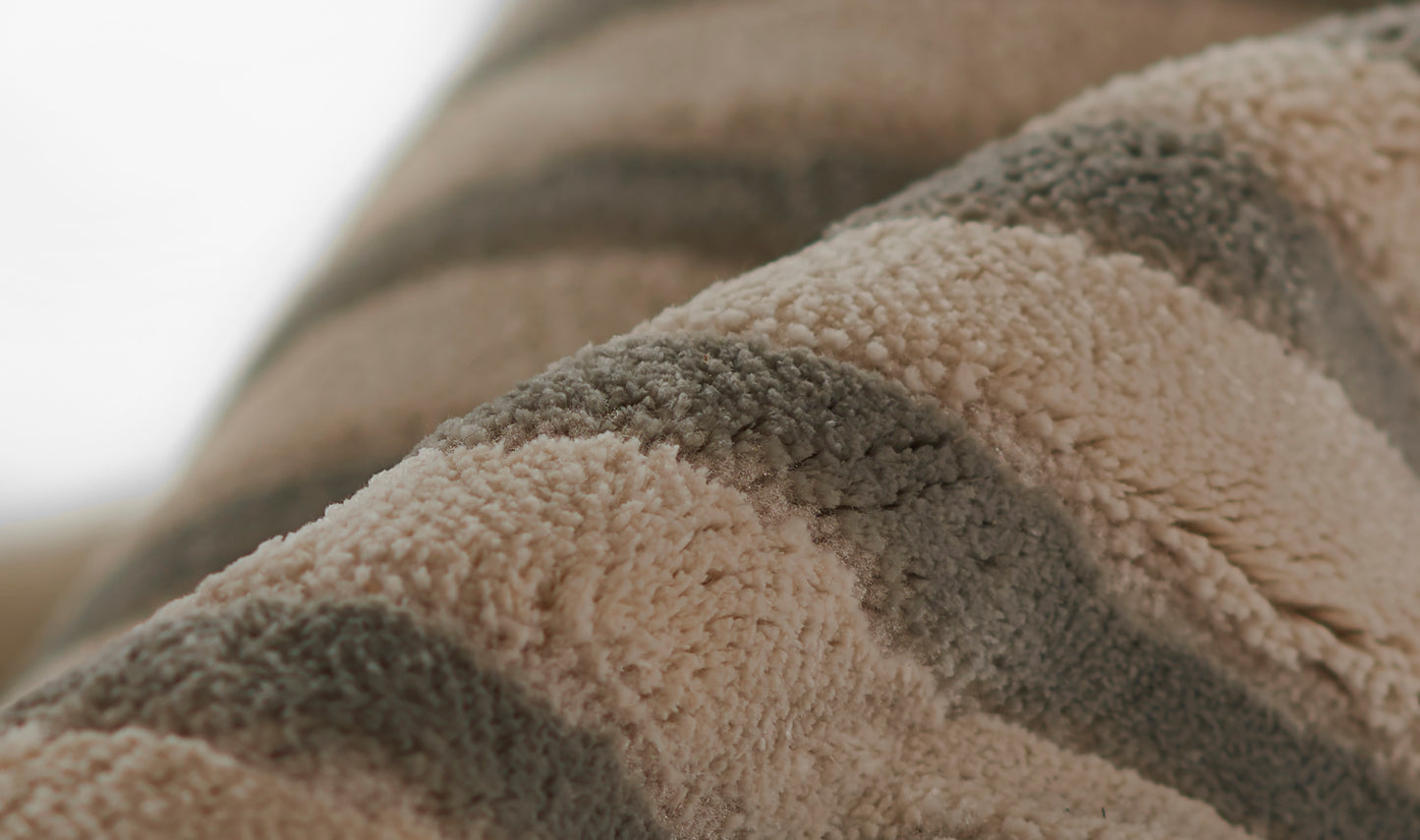 Momeni Rugs   Xander 8'X10'    - XANDEXAN-1GRY7A9A