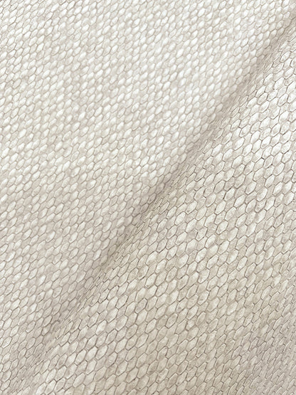 York Wallcoverings Formations Stretched Hexagons Light Grey Wallpaper Glam Small Prints Greys   - Y6231103