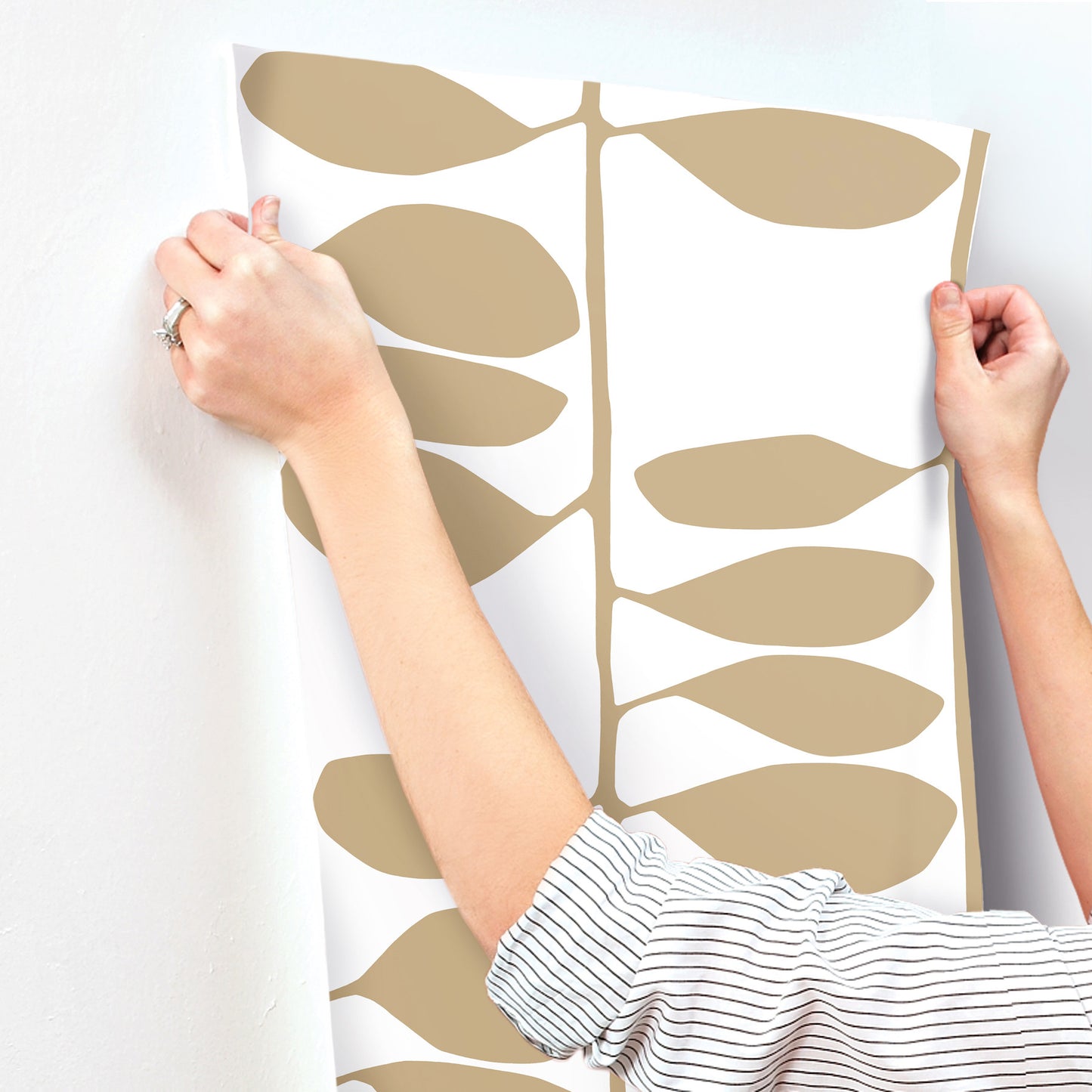 York Wallcoverings Artisan Studio Sculpted Vines Gold Wallpaper Modern Botanical Metallics   - ZM2803