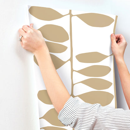 York Wallcoverings Artisan Studio Sculpted Vines Gold Wallpaper Modern Botanical Metallics   - ZM2803