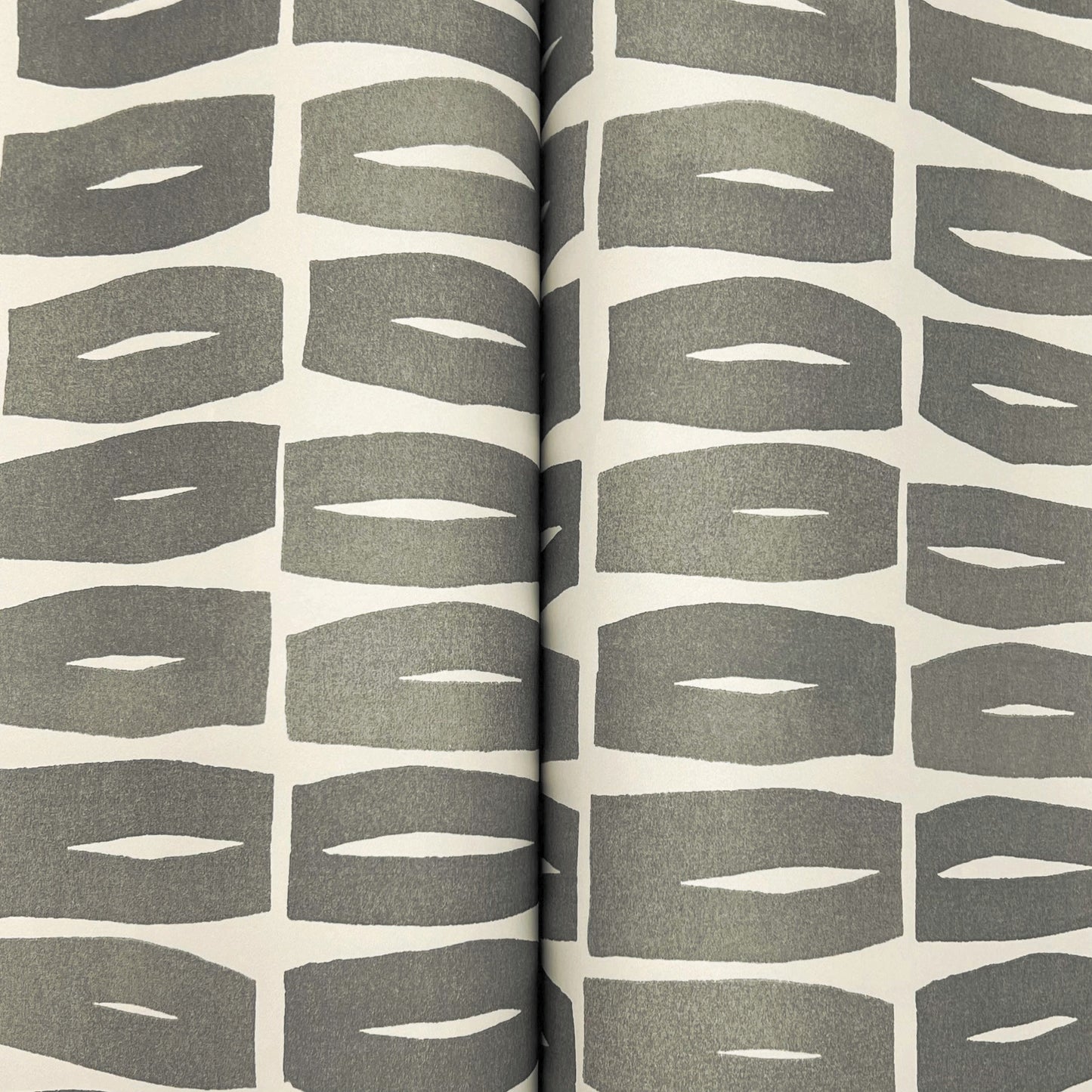 York Wallcoverings Artisan Studio Modernist Motif Carbon Black Wallpaper Modern Geometrics Greys   - ZM2865