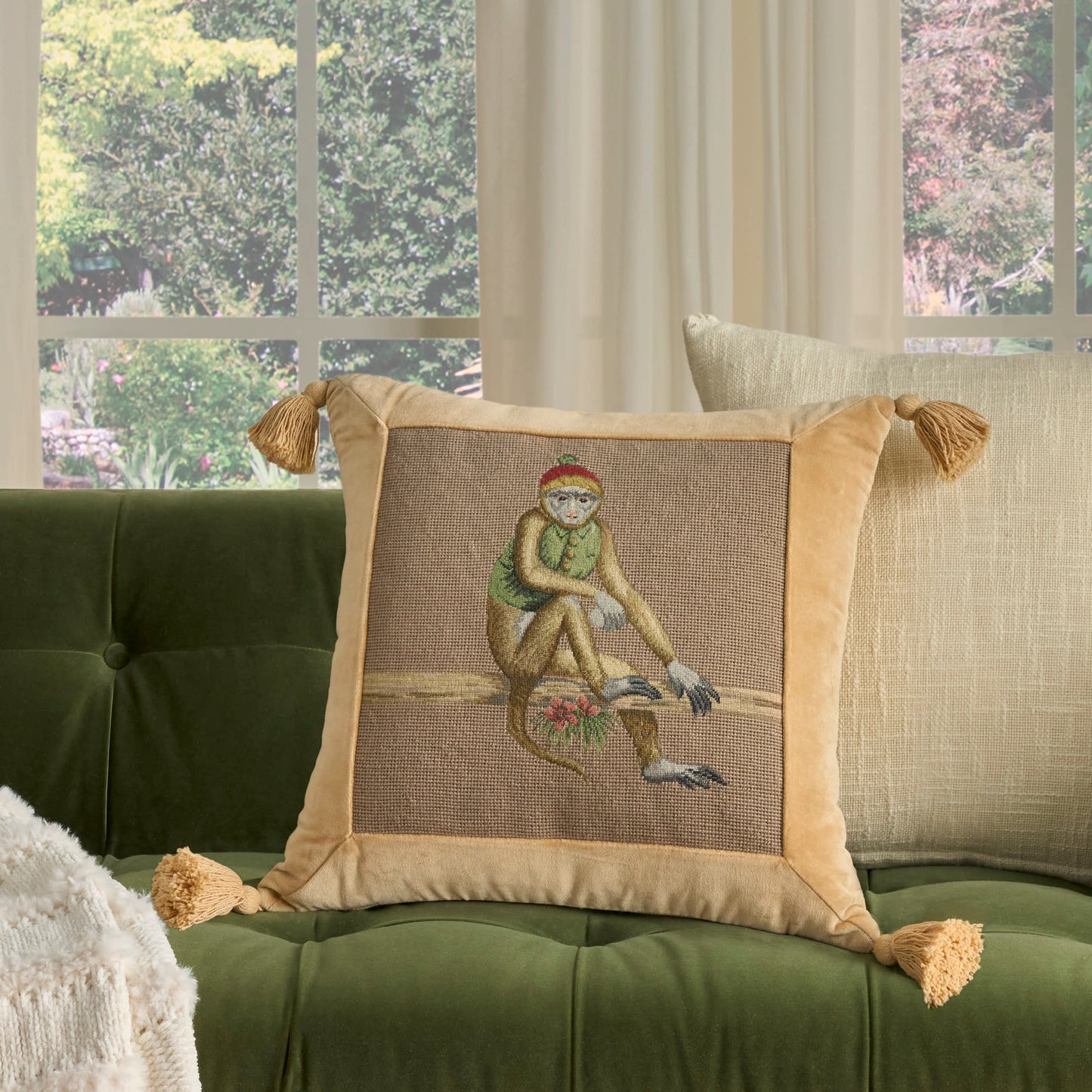 NOURISON HOME   19" x 19" Mina Victory Vintage Taupe    - 798019092160