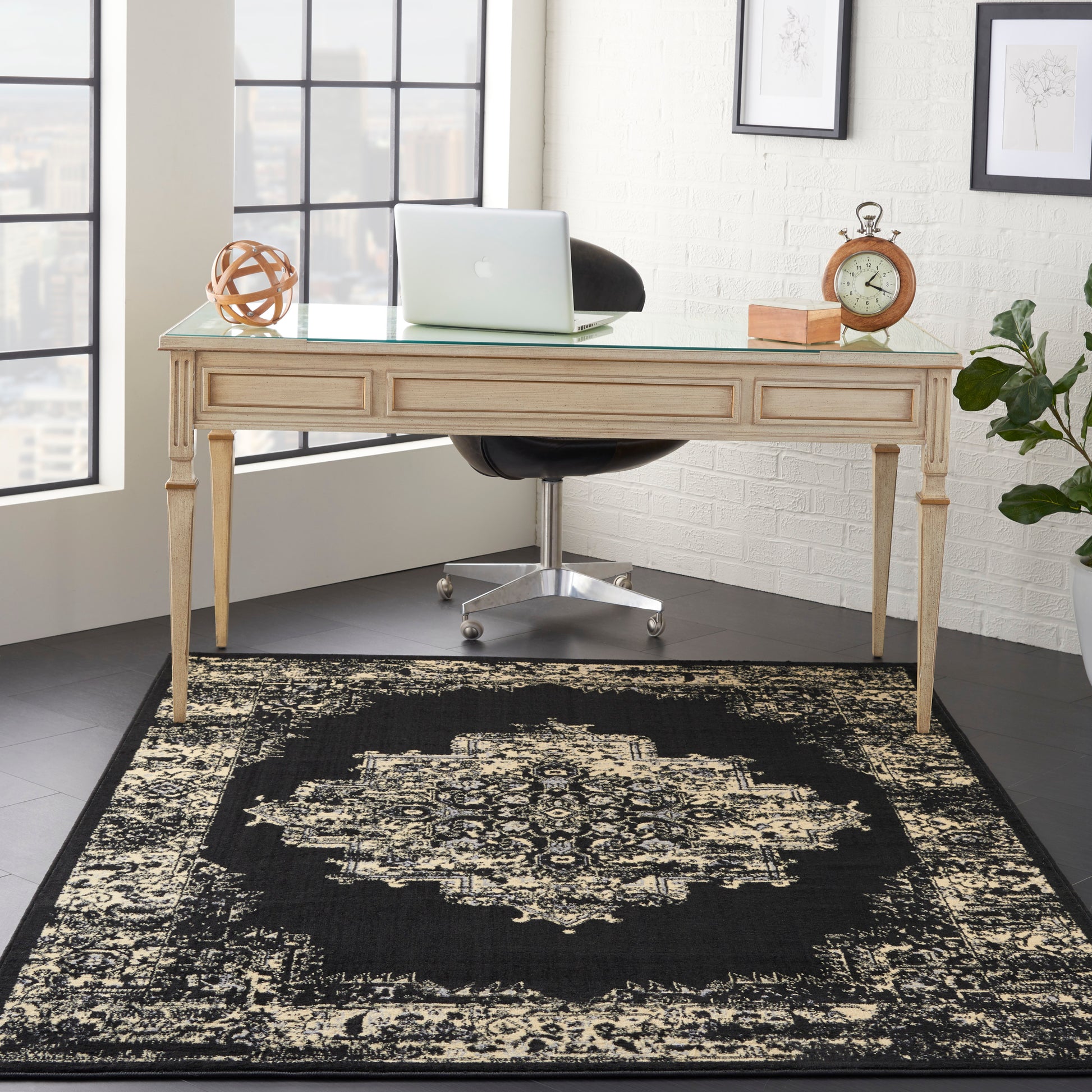 Vintage black-beige oriental rug, 5' x 7'.