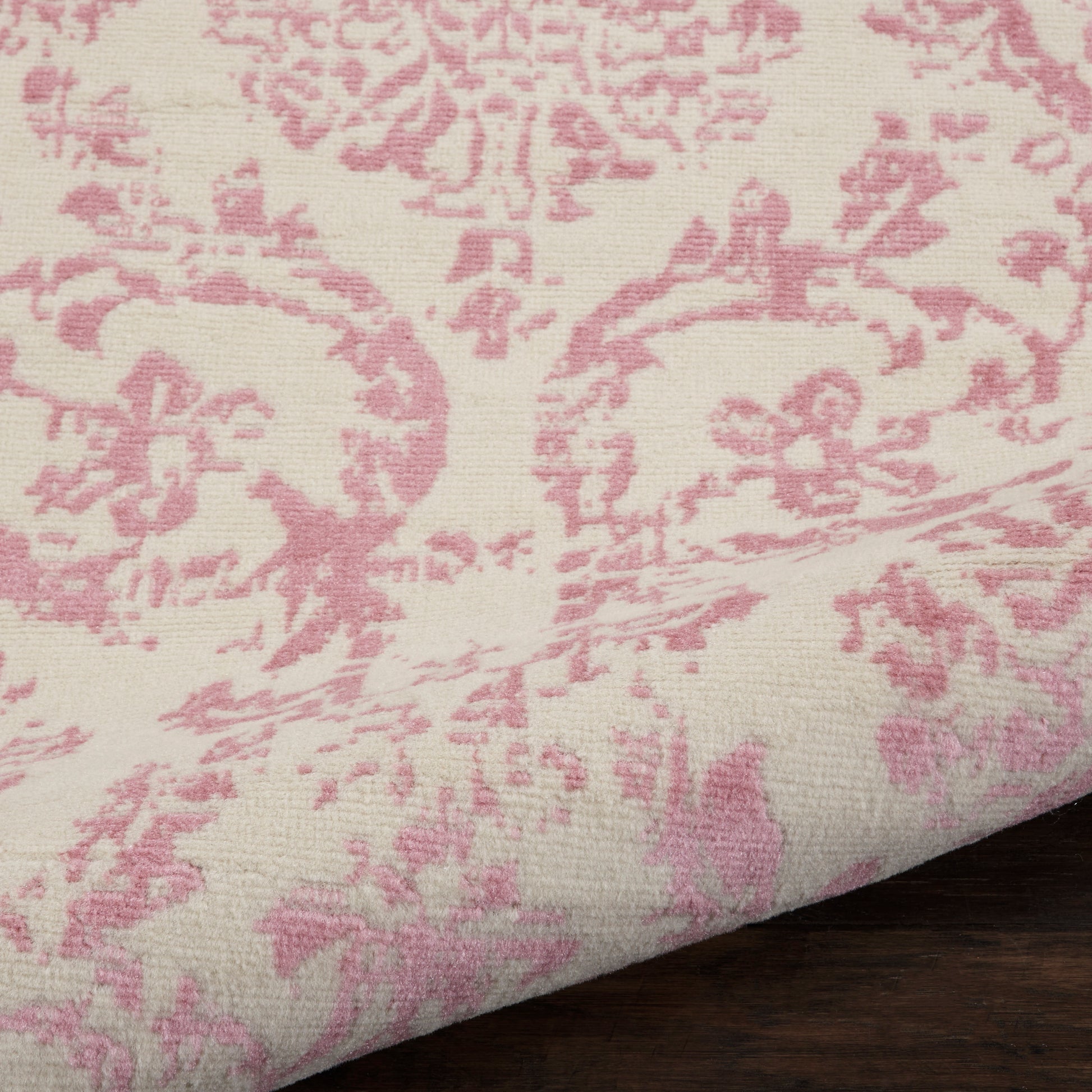 Cream woven rug with pink toile pastoral pattern; vintage-style rug, 2' x 4'.