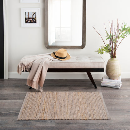 Beige farmhouse rug, 3' x 5', jute.