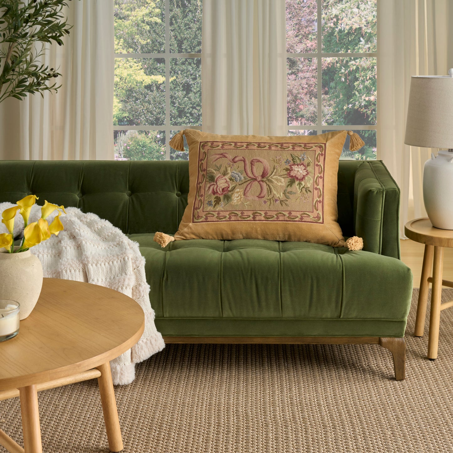 NOURISON HOME   19" x 25" Mina Victory Vintage Taupe    - 798019092047