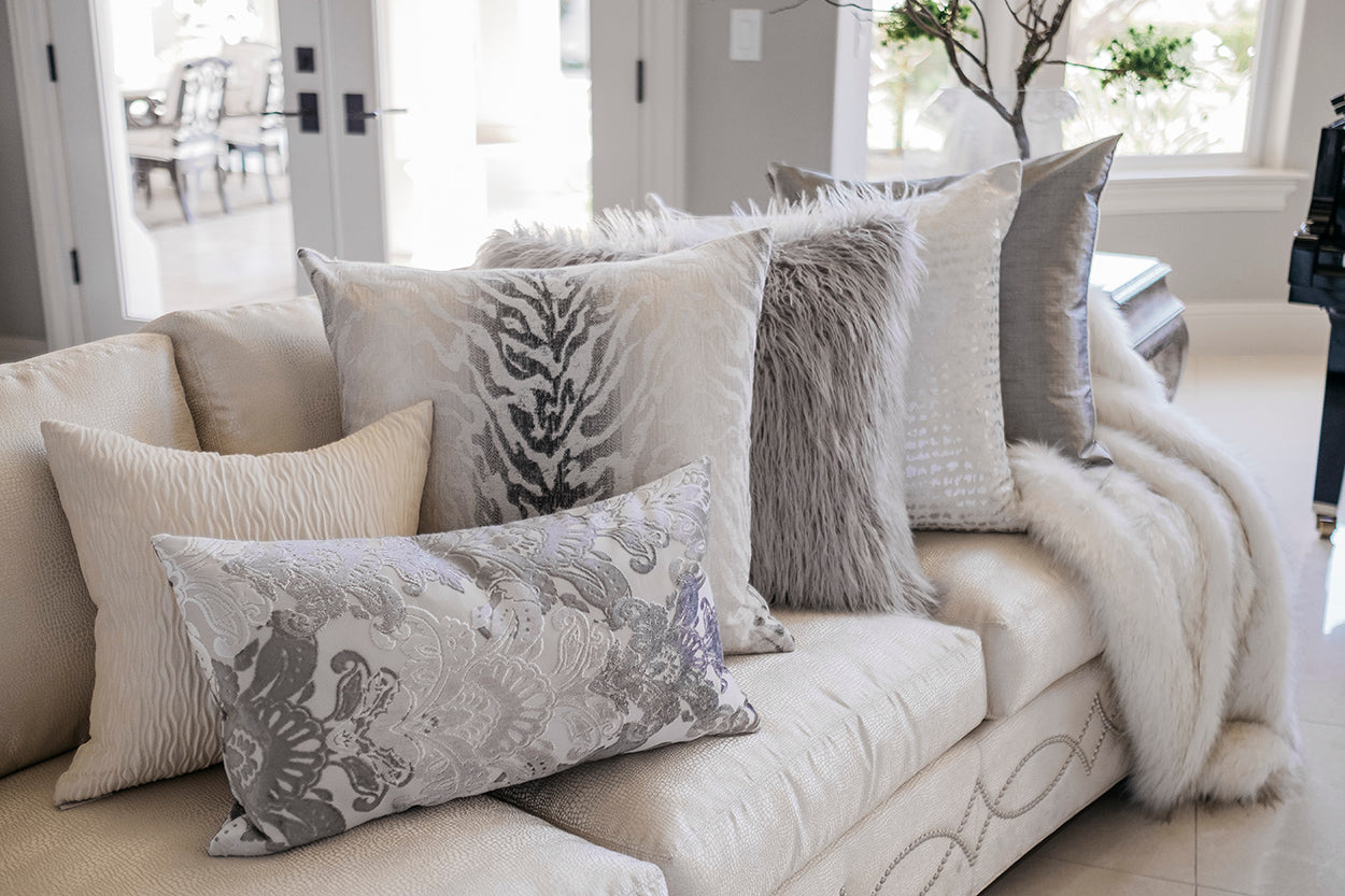 D.V. KAP HOME   24" x 24" Ryder Pillow Animal    - 2757-2424