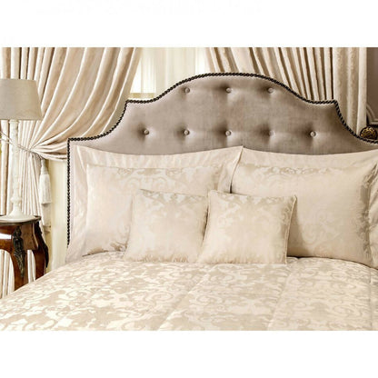 Decorative pillow BAROQUE