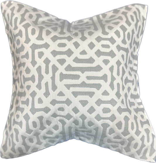 17"x17" Maze Pillow Cover