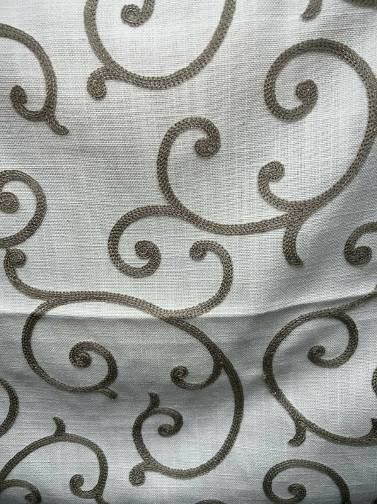 2308 White/Natutal Embroidery - 5 yds